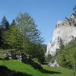 Piz Mundaun Appartamento *